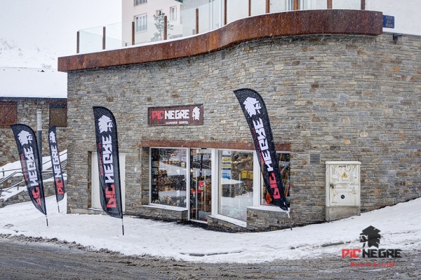 Photo du magasin Pic Negre 15 à Pas de la Casa
